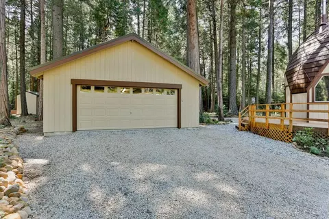36688 Viola Meadows Ct, Shingletown, CA 96088 photo 3