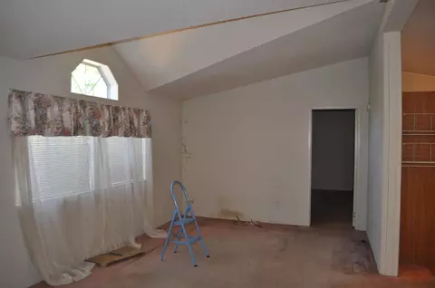 21517 Gulch Trl, Redding, CA 96003 photo 9