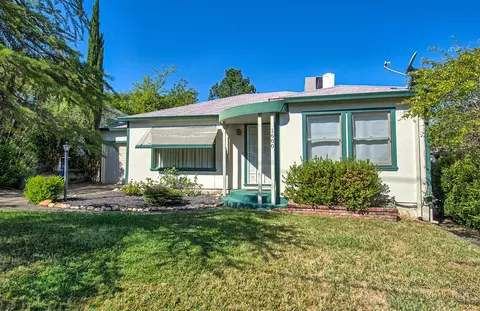 1600 Jay St, Redding, CA 96001 photo 2