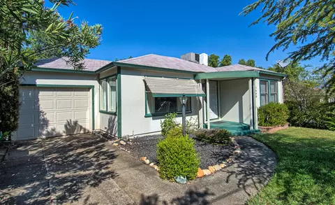1600 Jay St, Redding, CA 96001 photo 3