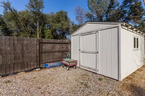 4335 Agnes May Dr, Redding, CA 96002 photo 25