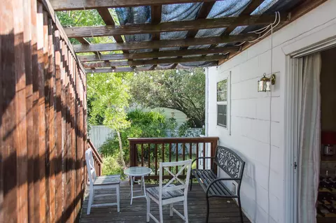 2350 Cliff Dr, Redding, CA 96001 photo 2