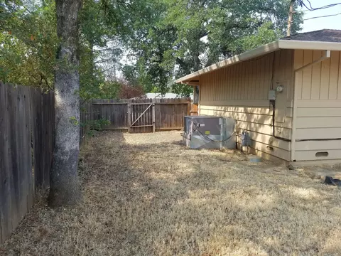 3420 Little St, Redding, CA 96003 photo 22