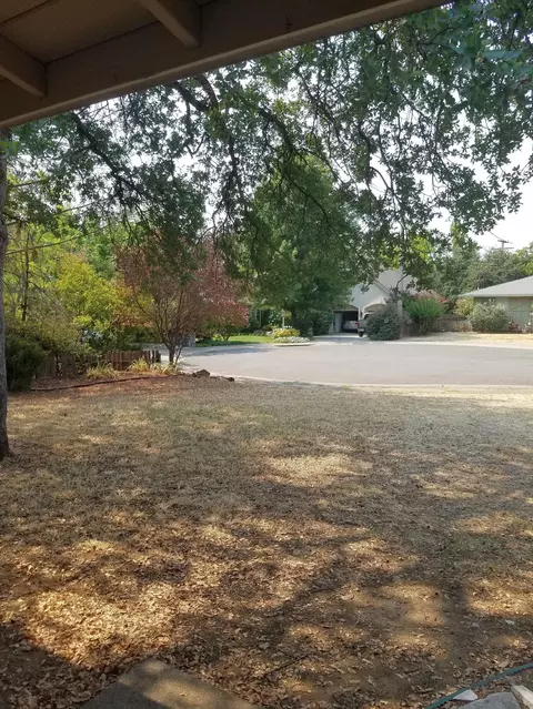 3420 Little St, Redding, CA 96003 photo 7