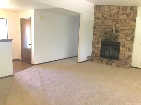 1611 Arroyo Manor Dr, Redding, CA 96003 photo 4