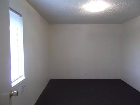 65 Mina Ave, Red Bluff, CA 96080 photo 3