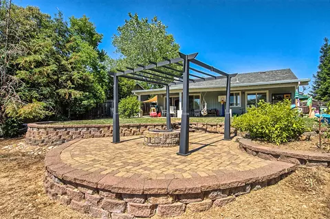 552 Julian St, Redding, CA 96003 photo 20