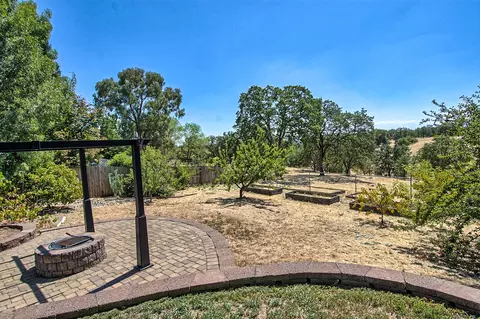 552 Julian St, Redding, CA 96003 photo 21