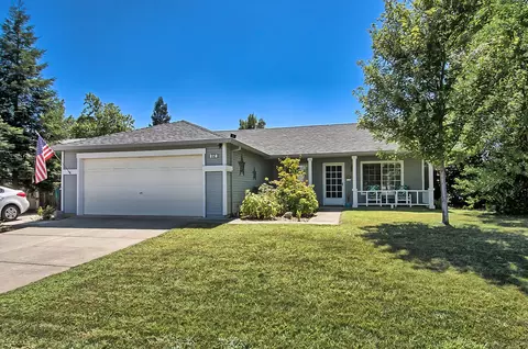 552 Julian St, Redding, CA 96003 photo 1