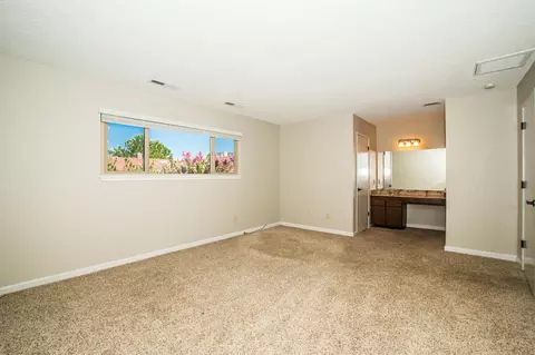 2135 Karen Pl, Redding, CA 96001 photo 12