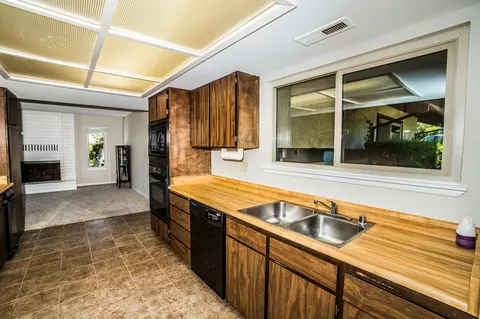 2135 Karen Pl, Redding, CA 96001 photo 7