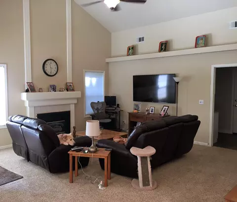 2440 Pinion Ct, Redding, CA 96002 photo 5