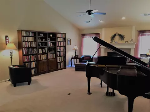 2440 Pinion Ct, Redding, CA 96002 photo 10