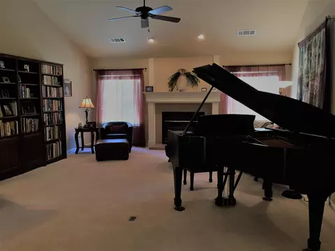 2440 Pinion Ct, Redding, CA 96002 photo 9