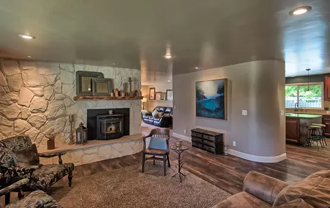 3615 Tamarack Dr, Redding, CA 96003 photo 13