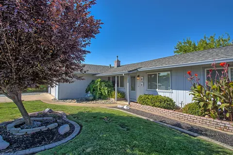 3615 Tamarack Dr, Redding, CA 96003 photo 9