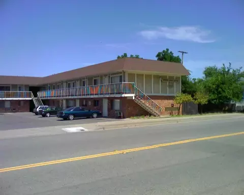 999 West St, Redding, CA 96001 photo 2