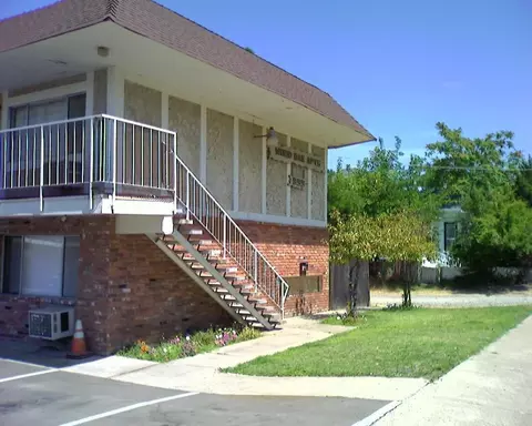 999 West St, Redding, CA 96001 photo 5