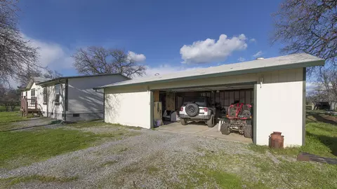 10067 Abernathy Ln, Redding, CA 96003 photo 6
