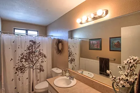 438 Woodcliff Dr, Redding, CA 96003 photo 36
