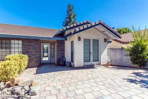 346 Woodhill Dr, Redding, CA 96003 photo 18
