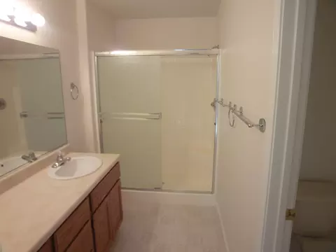 2271 Wicklow, Redding, CA 96001 photo 12