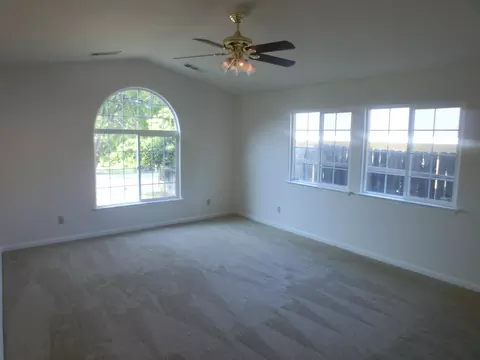 2271 Wicklow, Redding, CA 96001 photo 3