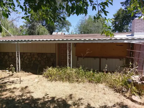 697 Ridge Rd, Redding, CA 96003 photo 2