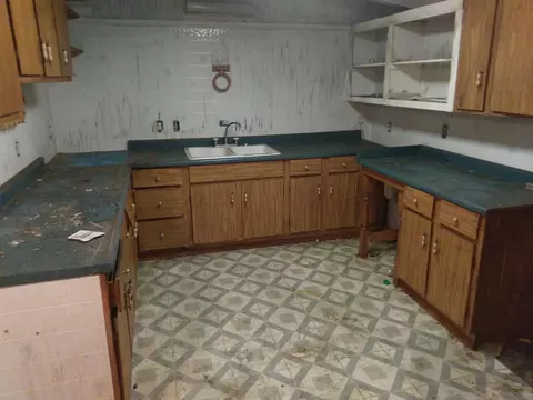 697 Ridge Rd, Redding, CA 96003 photo 7