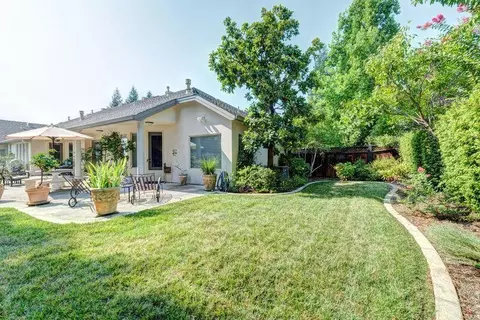 2255 Dream St, Redding, CA 96001 photo 3