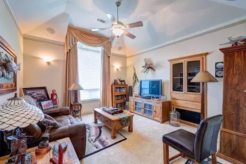 2255 Dream St, Redding, CA 96001 photo 18