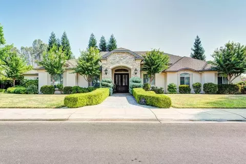 2255 Dream St, Redding, CA 96001 photo 1