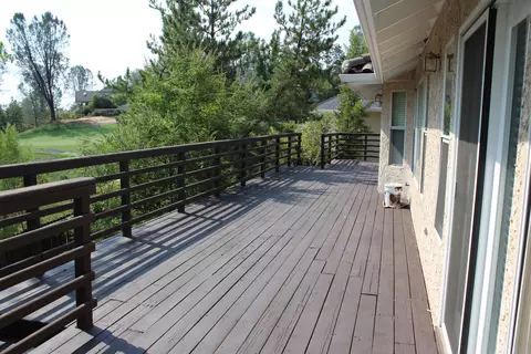 6177 Turnberry Ct, Redding, CA 96003 photo 2