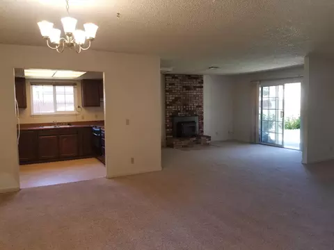 1886 Whaley Rd, Redding, CA 96003 photo 3