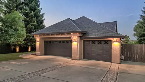 1091 River Ridge Dr, Redding, CA 96003 photo 3