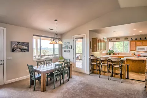4031 Sunglow Dr, Redding, CA 96001 photo 10