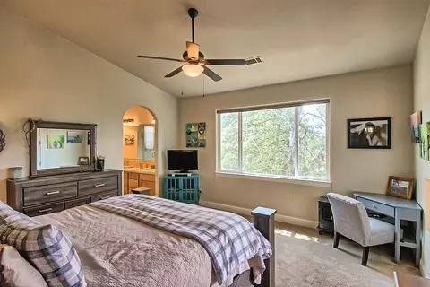 4031 Sunglow Dr, Redding, CA 96001 photo 23