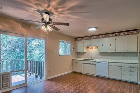 3929 Alma Ave, Redding, CA 96002 photo 8