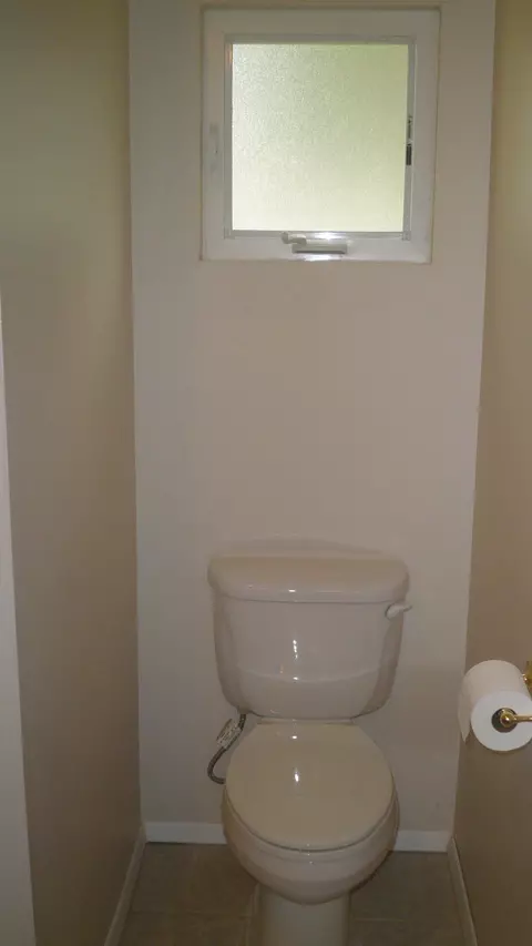 1975 Vega St, Redding, CA 96002 photo 35