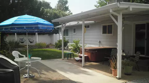 1975 Vega St, Redding, CA 96002 photo 3