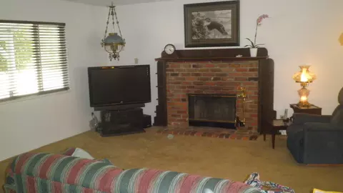 1975 Vega St, Redding, CA 96002 photo 20