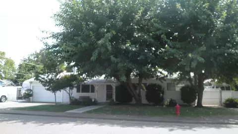 1975 Vega St, Redding, CA 96002 photo 6