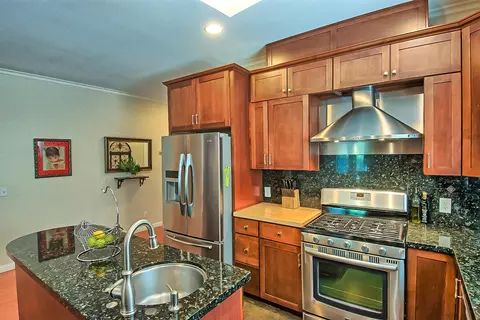 5553 Trish Ct, Redding, CA 96003 photo 5