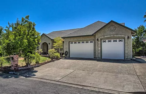 5553 Trish Ct, Redding, CA 96003 photo 1