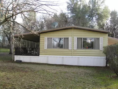 21129 Rae Ln, Redding, CA 96003 photo 3