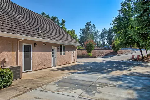 8056 Sawwood Ct, Redding, CA 96001 photo 36