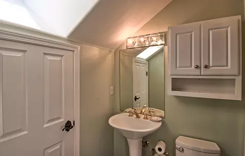8056 Sawwood Ct, Redding, CA 96001 photo 25