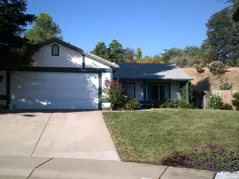 710 Setter Ct, Redding, CA 96003 photo 1