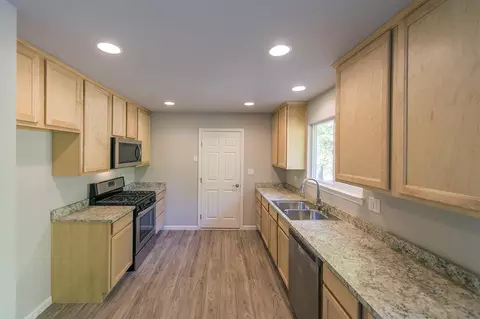 12678 Lake Blvd, Redding, CA 96003 photo 4