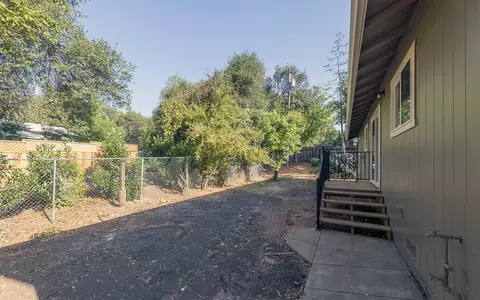 12678 Lake Blvd, Redding, CA 96003 photo 17